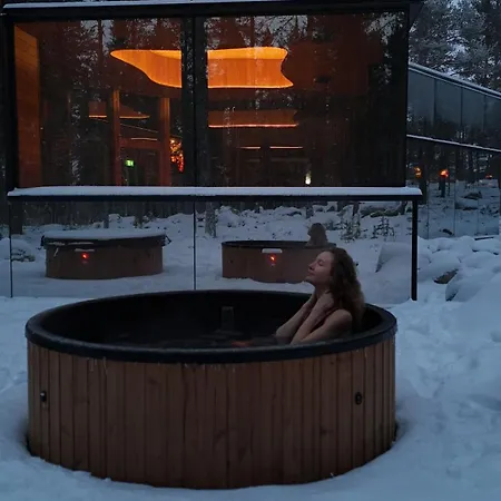 Log With Private Sauna & Hot Tub By Invisible Forest - Adults Only 로바니에미