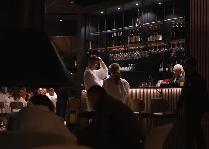 Log With Private Sauna & Hot Tub By Invisible Forest - Adults Only *